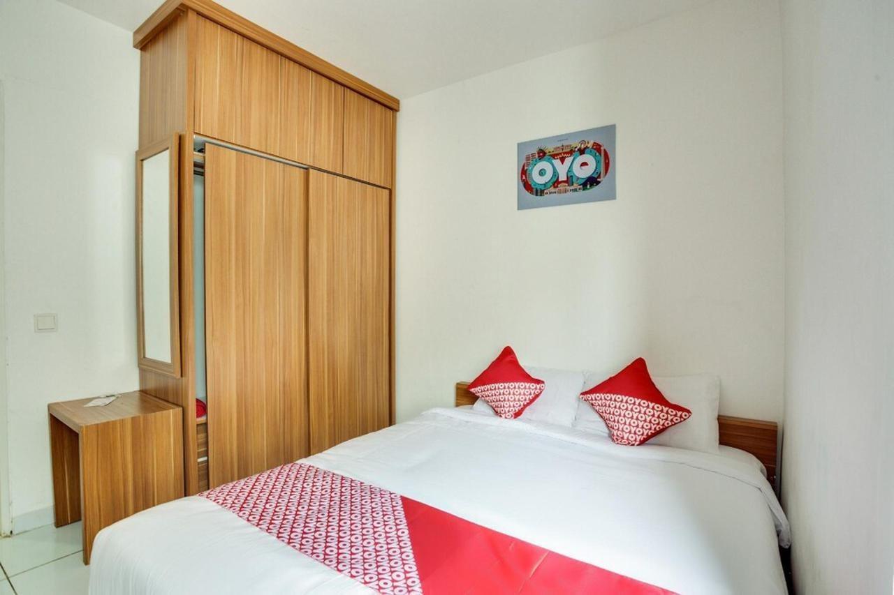 Oyo 3247 Afira Rooms Aeropolis Тангеранг Экстерьер фото